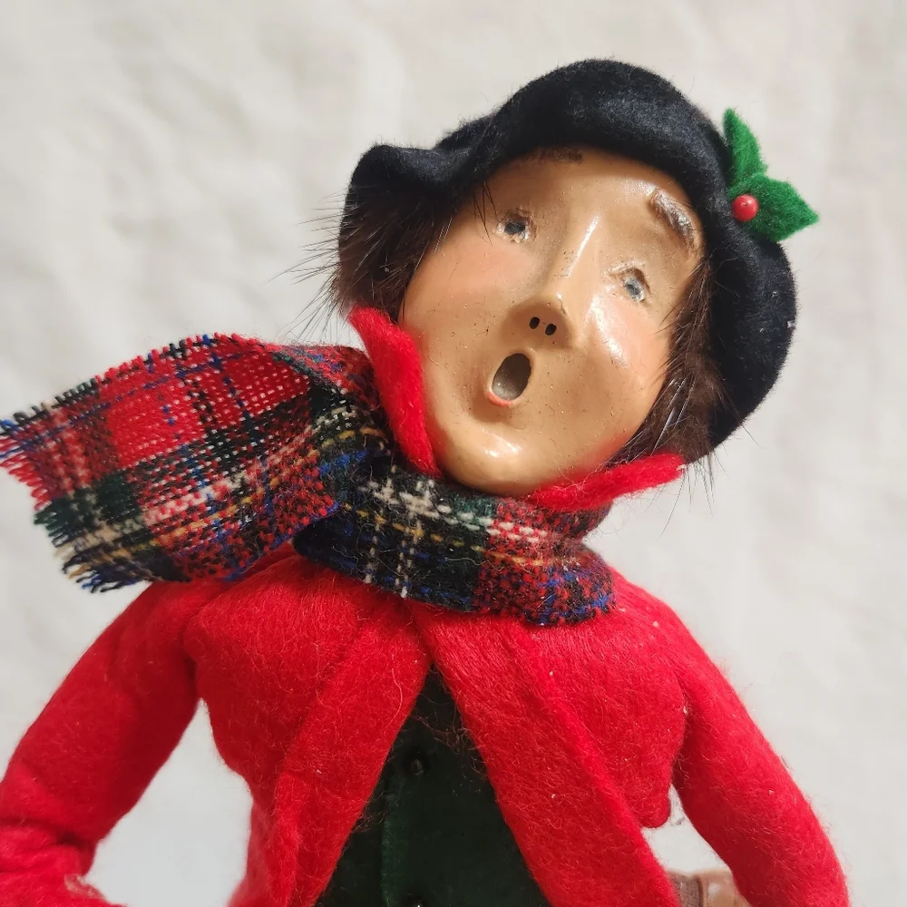 Byers Choice Carolers Traveler Man Figurine